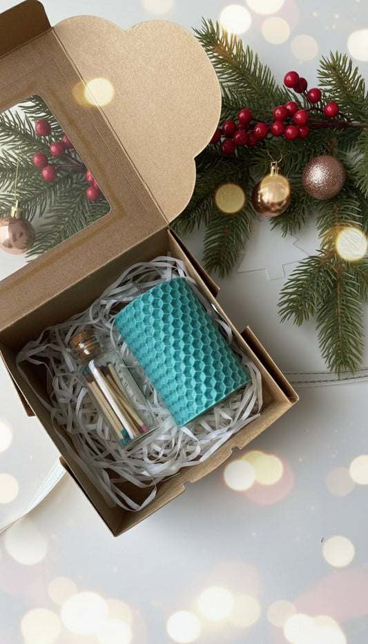 Christmas Pack – Beeswax Candle + Colored Matches
