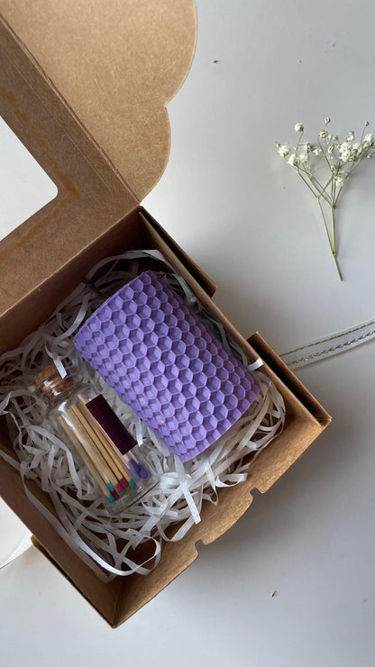 Christmas Pack – Beeswax Candle + Colored Matches